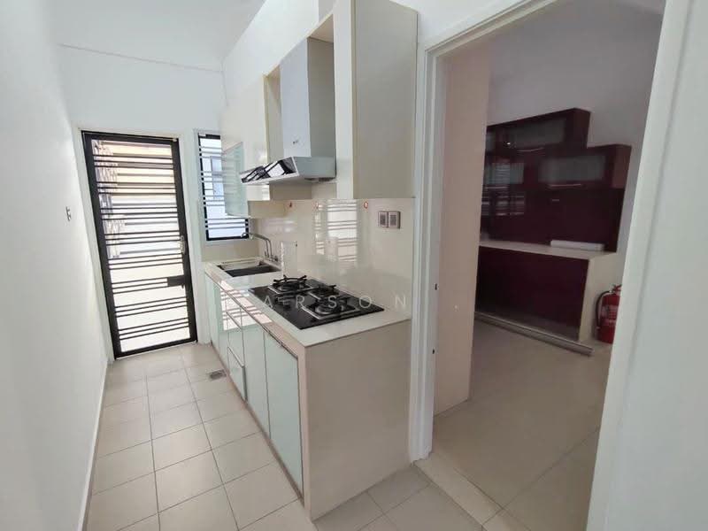 Rumah Kluster untuk Dijual di Taman Setia Indah (Tebrau) - Carson . - Kitchen - PropertyGuru.com.my