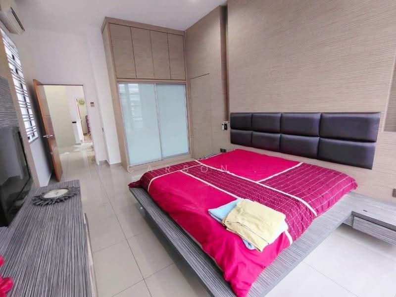 Rumah Kluster untuk Dijual di Taman Setia Indah (Tebrau) - Carson . - Bedroom - PropertyGuru.com.my