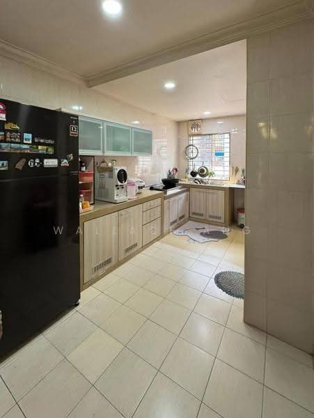 Rumah Teres 2-Tingkat untuk Dijual di Taman Seri Austin (Tebrau) - Wallace Ang - Kitchen - PropertyGuru.com.my