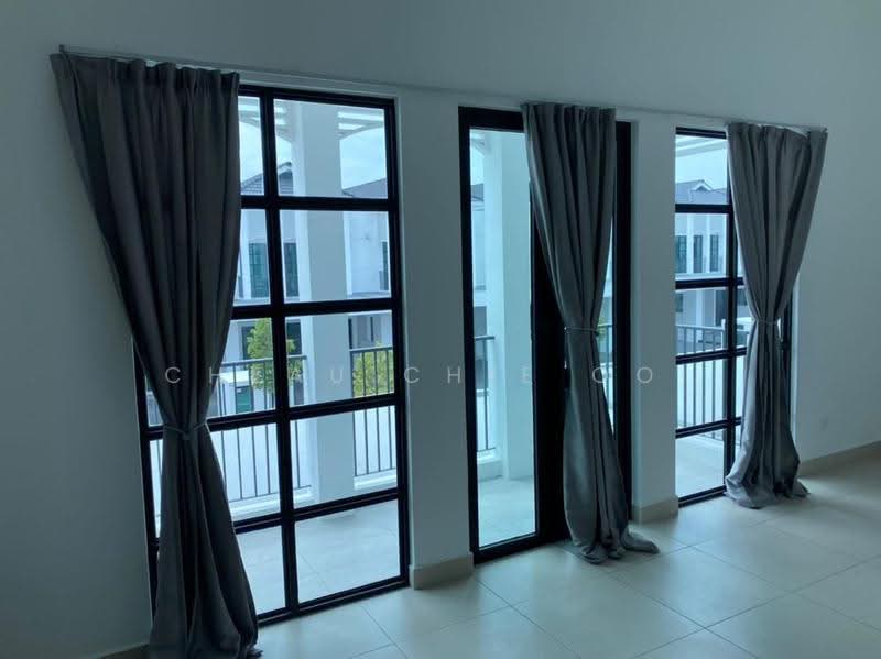 Rumah Teres untuk Disewa di Bandar Cassia (Batu Kawan) - Cheau Chie Ooi - Balcony - PropertyGuru.com.my