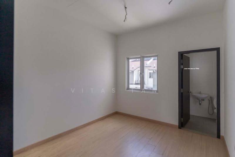 Rumah Teres 2-Tingkat untuk Dijual di Bukit Raja (Selangor) - Vitas Tan - Interior - PropertyGuru.com.my