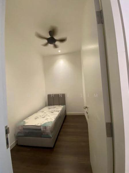 Kediaman Servis untuk Dijual di The Park 2 - Daphne Lim - Bedroom - PropertyGuru.com.my