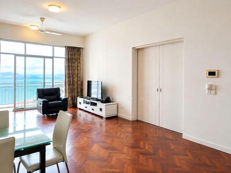 Kondominium untuk Dijual di Quayside Seafront Resort Condominiums - Jenny Ong - Living Room - PropertyGuru.com.my