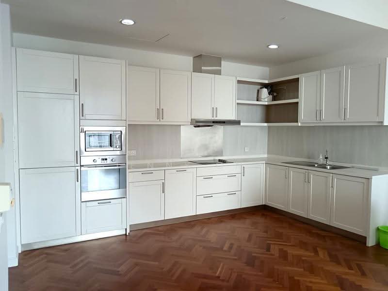 Kondominium untuk Dijual di Quayside Seafront Resort Condominiums - Jenny Ong - Kitchen - PropertyGuru.com.my