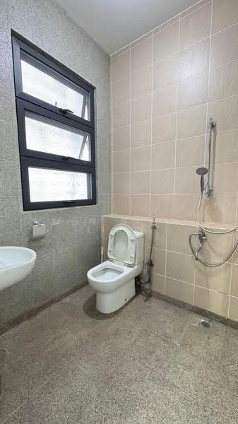 2-storey Terraced House for Sale in Taman Bukit Sepanggar Seksyen 1 (Kota Kinabalu) - Mun Siew Liaw - Bathroom - PropertyGuru.com.my