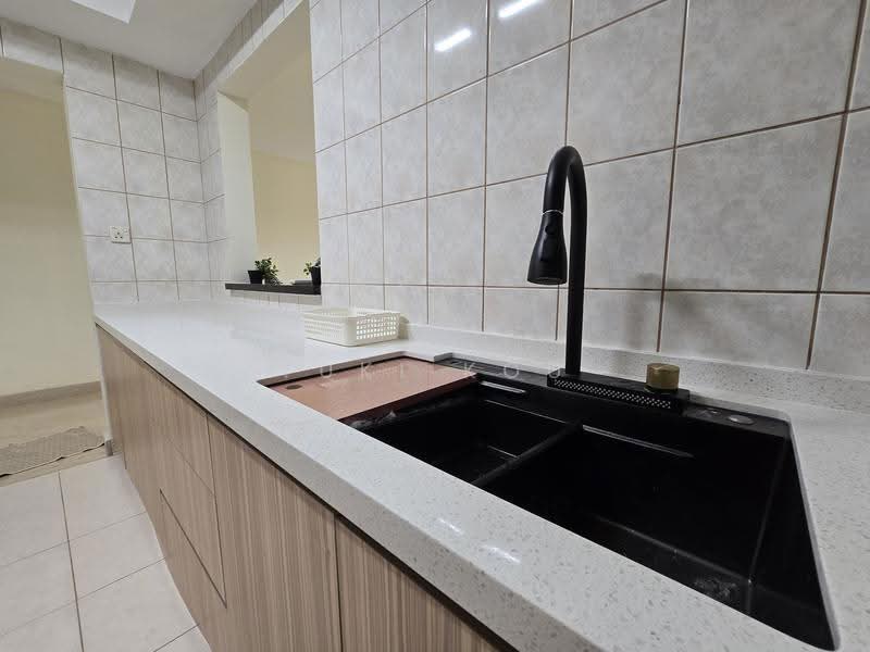 Condominium for Rent at Mont Kiara Astana - Yuki Kou - Kitchen - PropertyGuru.com.my