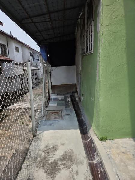 Terraced House for Rent in Usj 13 (Subang Jaya) - Juliana Ng - Exterior - PropertyGuru.com.my