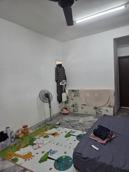 Terraced House for Rent in Usj 13 (Subang Jaya) - Juliana Ng - Bedroom - PropertyGuru.com.my