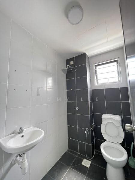 Condominium for Sale at Residensi Aman - Kimmy Lee - Bathroom - PropertyGuru.com.my