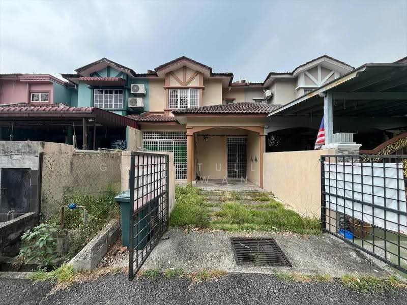 2-storey Terraced House for Sale in Seksyen 8 (Bangi) - Gudrotullah Ikhwan - Exterior - PropertyGuru.com.my