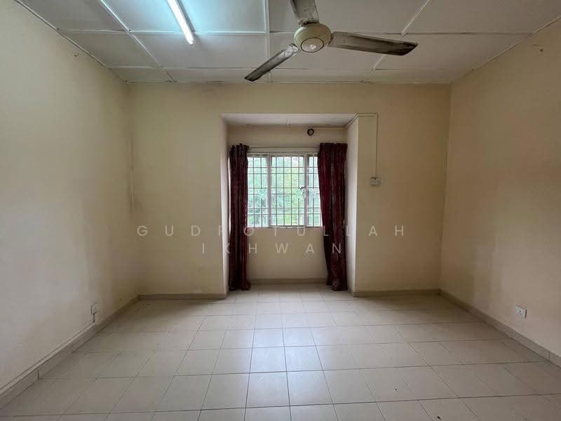 2-storey Terraced House for Sale in Seksyen 8 (Bangi) - Gudrotullah Ikhwan - PropertyGuru.com.my