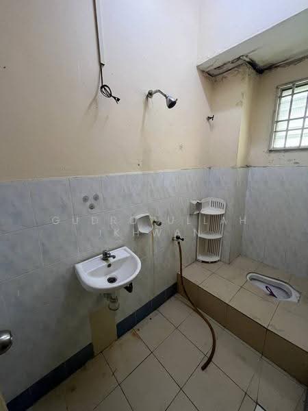 2-storey Terraced House for Sale in Seksyen 8 (Bangi) - Gudrotullah Ikhwan - PropertyGuru.com.my