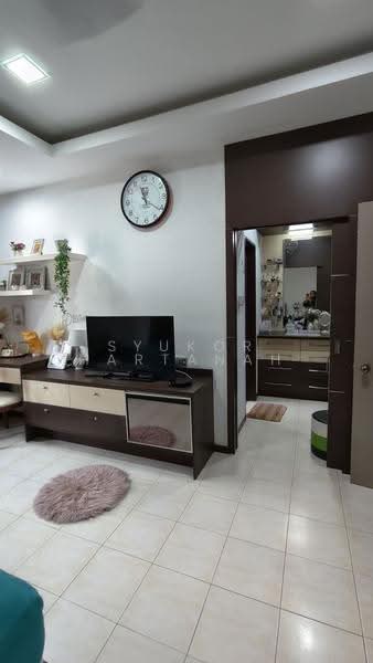 Rumah Teres 2-Tingkat untuk Dijual di Sunway Kayangan (Shah Alam) - Syukor Hartanah - Living Room - PropertyGuru.com.my
