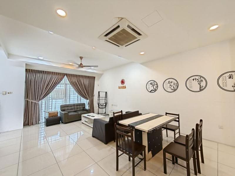 2-storey Terraced House for Sale in Meru Desa Park (Chemor) - Qazin Khoo - Living Room - PropertyGuru.com.my