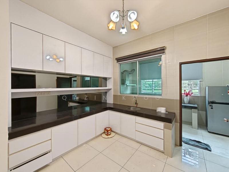 2-storey Terraced House for Sale in Meru Desa Park (Chemor) - Qazin Khoo - Kitchen - PropertyGuru.com.my
