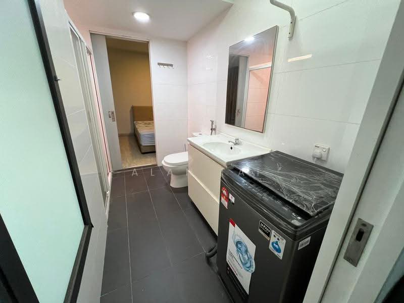 Service Residence for Rent at SOHO @ Empire City - Alan Tai - Bathroom - PropertyGuru.com.my