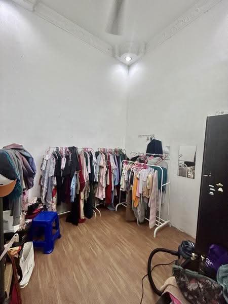 1-storey Terraced House for Sale in Taman Nakhoda (Telok Panglima Garang) - Firdaus Husin - PropertyGuru.com.my