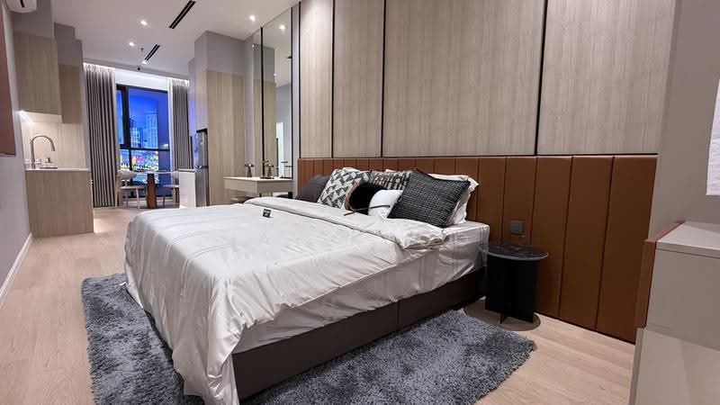 Kediaman Servis untuk Dijual di NOVUM - Jay Khoo - Bedroom - PropertyGuru.com.my