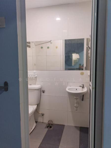 2-storey Terraced House for Rent in Seksyen 5 (Bangi) - Gudrotullah Ikhwan - Bathroom - PropertyGuru.com.my