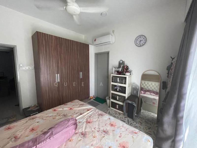 Kediaman Servis untuk Dijual di Seasons Amara Larkin - Queena Sim - Bedroom - PropertyGuru.com.my