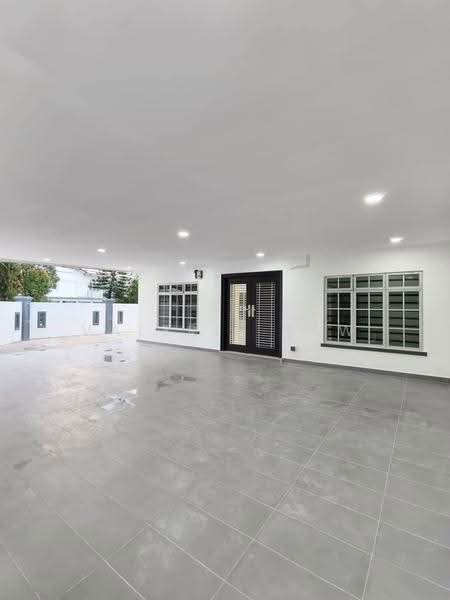 Rumah Teres 1-Tingkat untuk Dijual di Taman Johor Jaya (Johor Bahru) - Valerie Saw - Exterior - PropertyGuru.com.my
