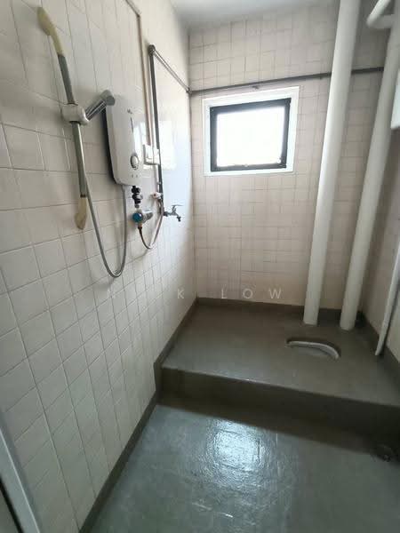 Rumah Flat untuk Disewa di Flat Bandar Selesa Jaya @ Jalan Silat Gayong - Nick Low - Bathroom - PropertyGuru.com.my