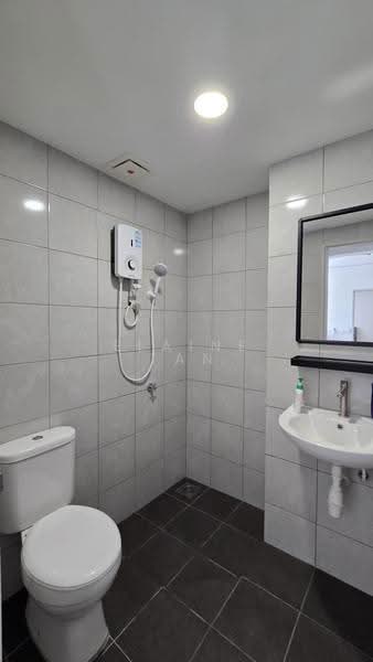 Kediaman Servis untuk Disewa di Hana @ Eco Ardence - Elaine Tan - Bathroom - PropertyGuru.com.my