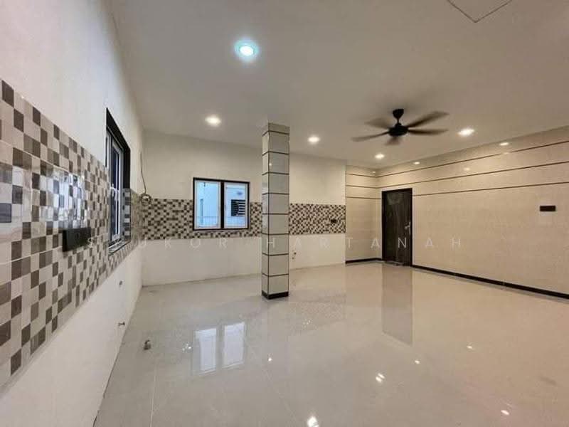 2-storey Terraced House for Sale in Shah Alam (Selangor) - Syukor Hartanah - Interior - PropertyGuru.com.my