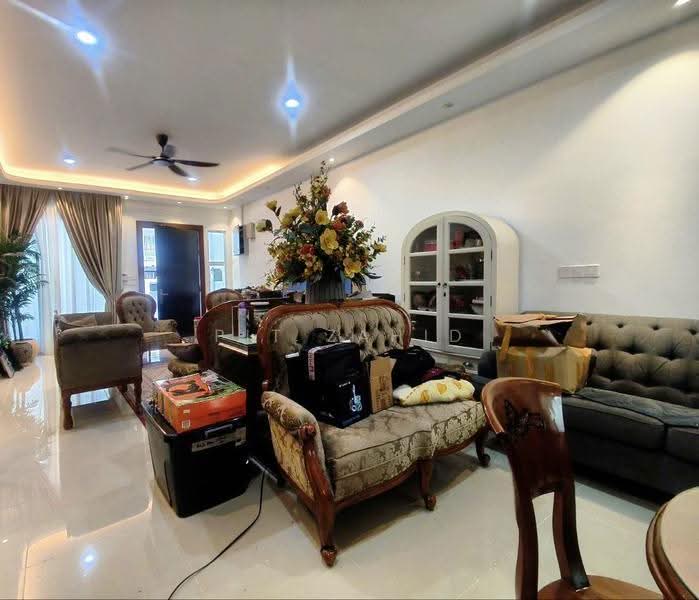 2-storey Terraced House for Sale in Cyberjaya (Selangor) - Pit Zahid - Living Room - PropertyGuru.com.my
