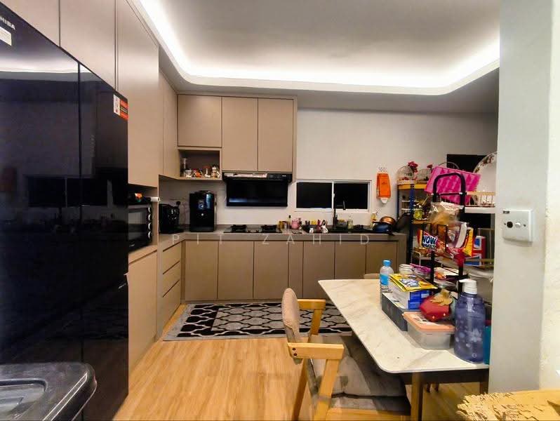 2-storey Terraced House for Sale in Cyberjaya (Selangor) - Pit Zahid - Kitchen - PropertyGuru.com.my