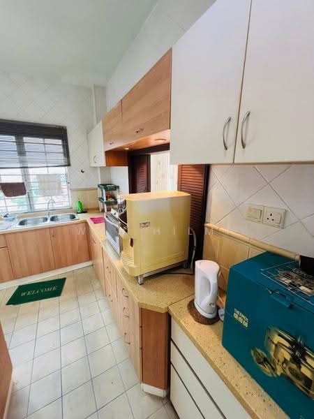 Townhouse for Sale in Kajang (Selangor) - Wan Hilmi - Kitchen - PropertyGuru.com.my