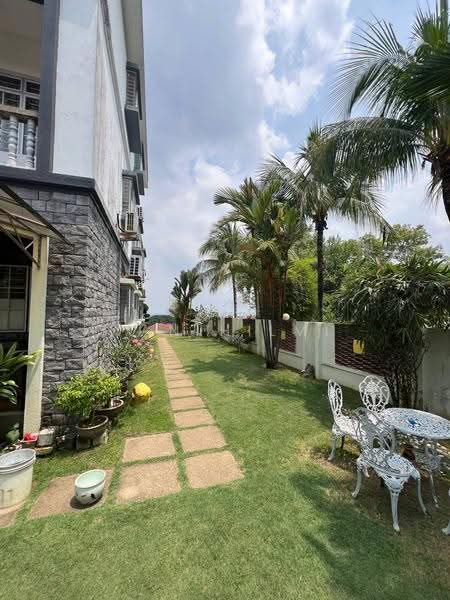 Townhouse for Sale in Kajang (Selangor) - Wan Hilmi - Exterior - PropertyGuru.com.my
