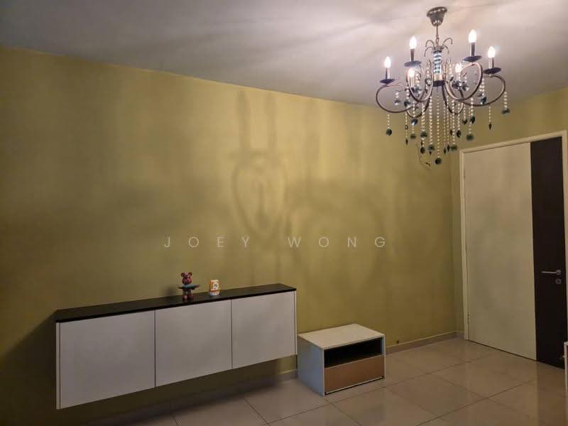 Kondominium untuk Disewa di The Zest @ Kinrara 9 - Joey Wong - Living Room - PropertyGuru.com.my
