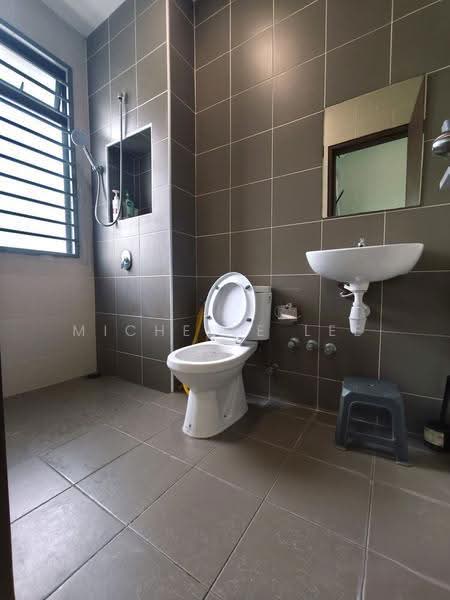 2-storey Terraced House for Sale in Telok Panglima Garang (Selangor) - Michelle Lee - Bathroom - PropertyGuru.com.my