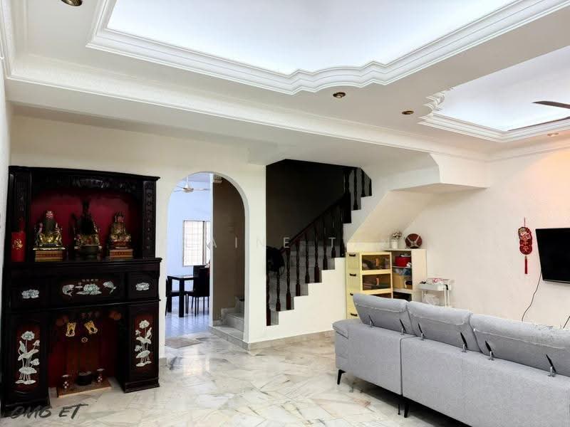 Rumah Teres untuk Dijual di Taman Klang Utama (Kapar) - Elaine Tan - Living Room - PropertyGuru.com.my