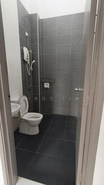 1-storey Terraced House for Sale in Bandar Putra Kulai (Kulai) - Cindy Lim - Bathroom - PropertyGuru.com.my