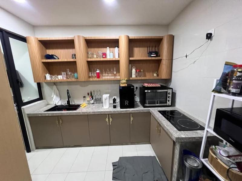 Rumah Teres untuk Dijual di Jade Hills (Kajang) - Hei Kar Jun - Kitchen - PropertyGuru.com.my