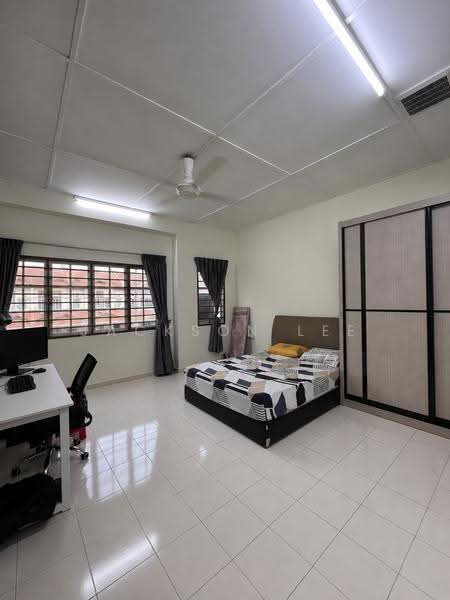 2-storey Terraced House for Sale in Bandar Bukit Tinggi 2 (Klang) - Jackson Lee - Master Bedroom - PropertyGuru.com.my