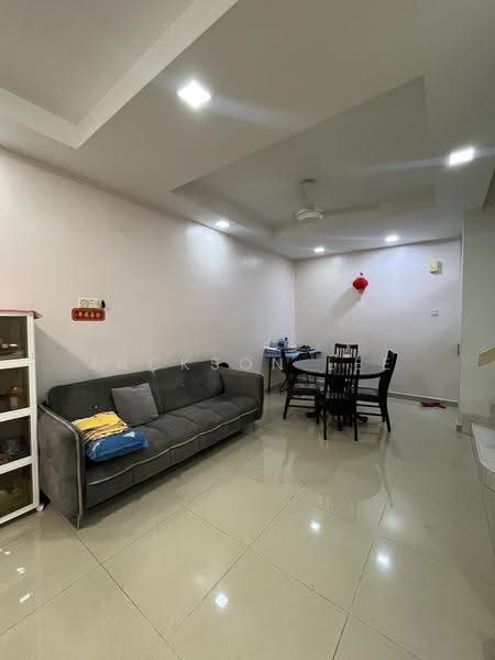 2-storey Terraced House for Sale in Bandar Bukit Tinggi 2 (Klang) - Jackson Lee - Living Room - PropertyGuru.com.my