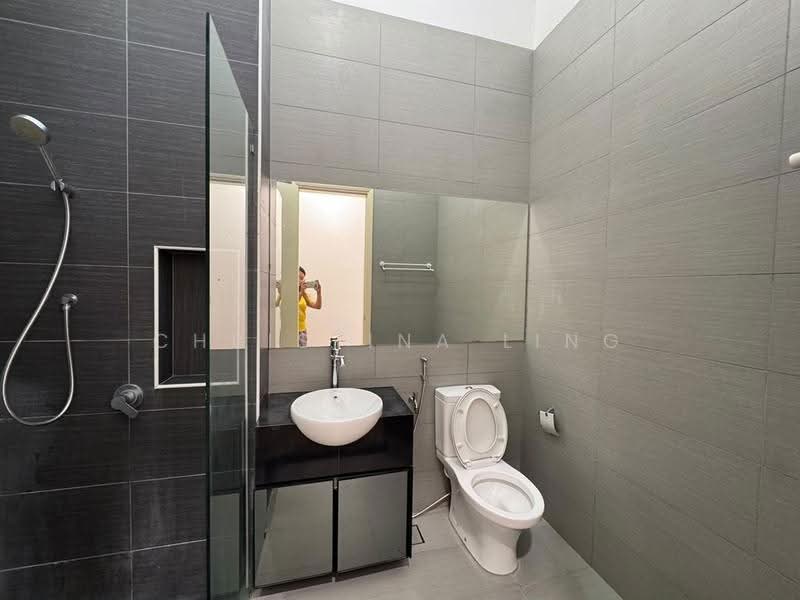 Cluster House for Rent in Taman Ekoflora (Johor Bahru) - Christina Ling - Bathroom - PropertyGuru.com.my