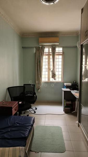 Pangsapuri untuk Dijual di Pandan Utama Apartment - Chris Choo - Bedroom - PropertyGuru.com.my