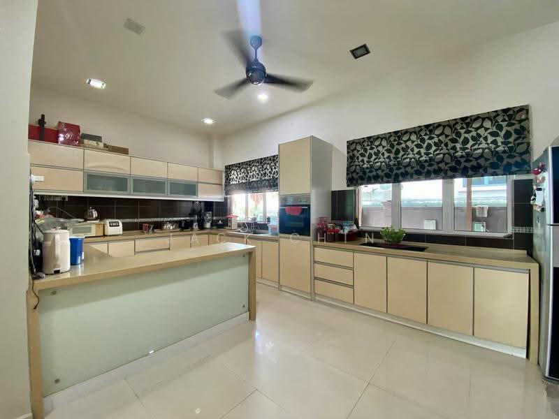 Bungalow House for Sale in Mon't Jade (Seremban) - Jack Chin - Kitchen - PropertyGuru.com.my