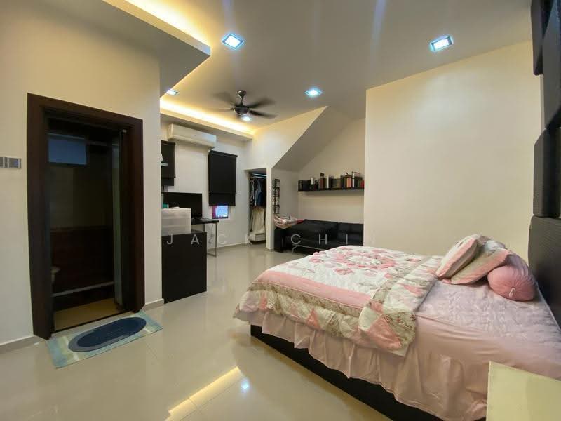 Bungalow House for Sale in Mon't Jade (Seremban) - Jack Chin - Bedroom - PropertyGuru.com.my