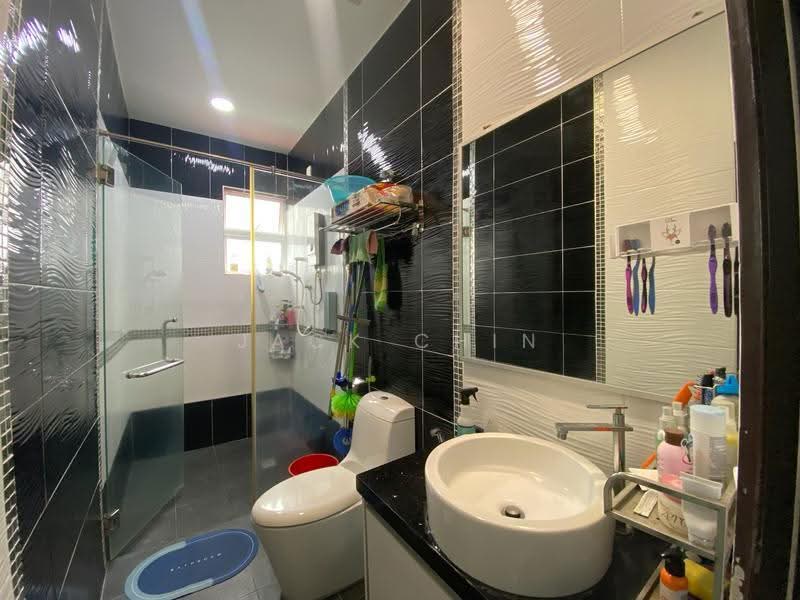 Bungalow House for Sale in Mon't Jade (Seremban) - Jack Chin - Bathroom - PropertyGuru.com.my