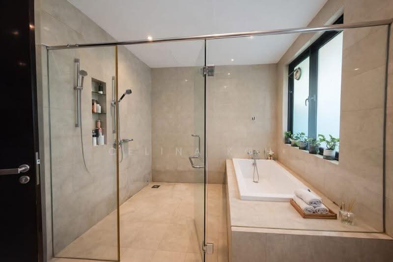 Bungalow House for Sale in Valencia (Sungai Buloh) - Celina Koh - PropertyGuru.com.my