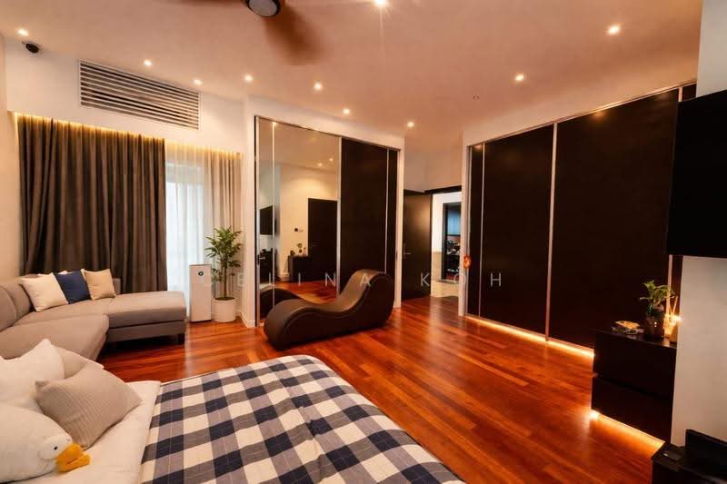 Bungalow House for Sale in Valencia (Sungai Buloh) - Celina Koh - PropertyGuru.com.my