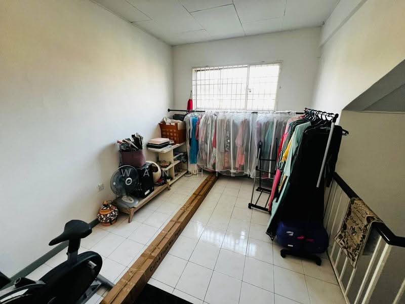 2.5-storey Terraced House for Sale in Taman Desa Karunmas (Balakong) - Wan Hilmi - Interior - PropertyGuru.com.my