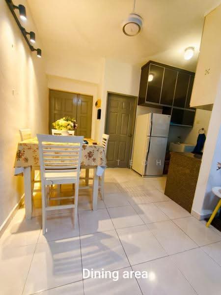 Pangsapuri untuk Disewa di Damai Vista Apartment - Vick Teoh - Dining Room - PropertyGuru.com.my