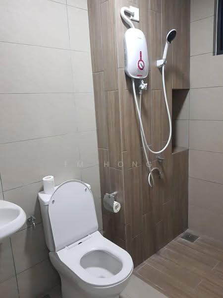 Kediaman Servis untuk Dijual di You City 3 - FM Hong - Bathroom - PropertyGuru.com.my