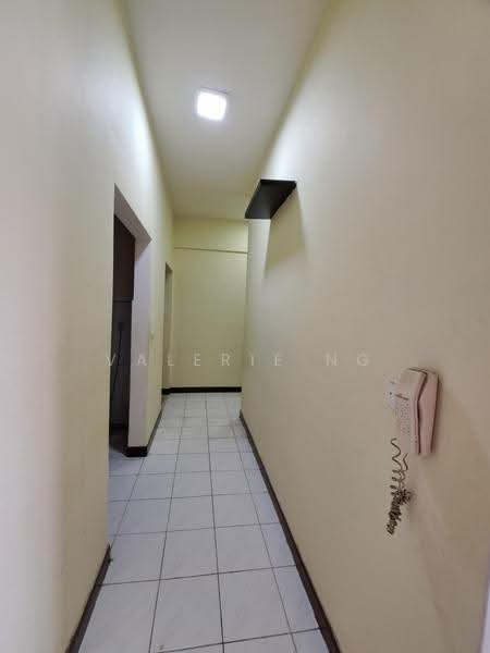 Condominium for Sale at Seri Maya Condominium - Valerie Ng - Corridor - PropertyGuru.com.my